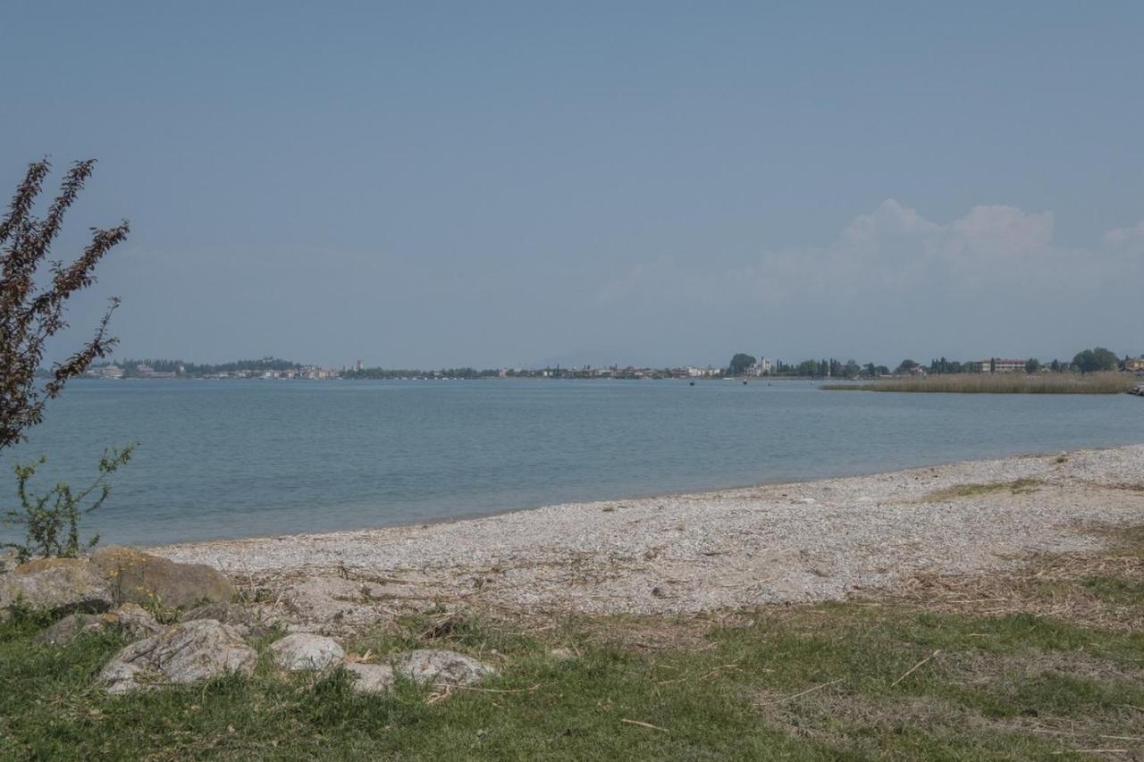 Villetta Daniela - A Due Passi Dalla Spiaggia Sirmione Kültér fotó